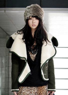 2011年欧美风大牌潮流女穿搭